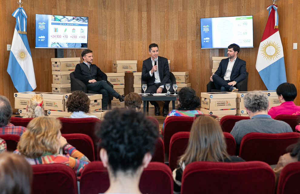 La Legislatura entregó más de 24 mil libros a bibliotecas e instituciones de toda la provincia