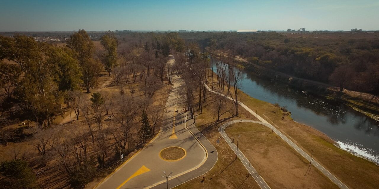 Río Tercero: Ferrer recorrió la segunda etapa de la obra del Balneario Municipal