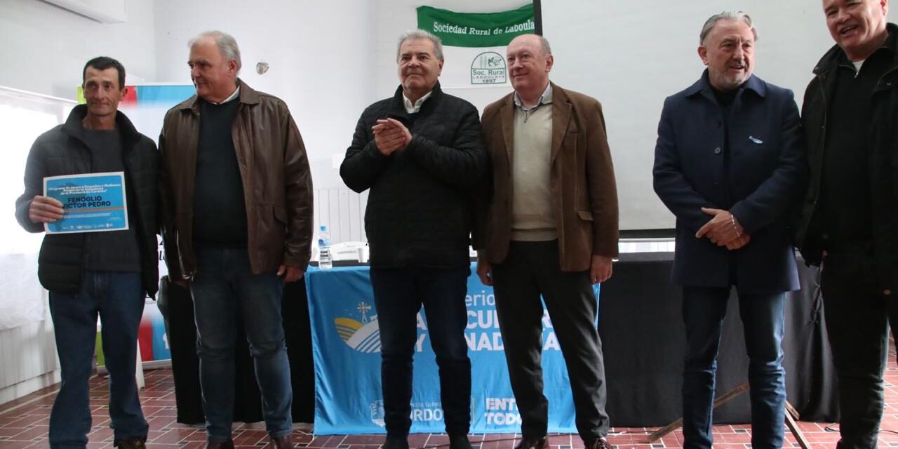 Expo Laboulaye: Busso destacó el rol de la lechería en el interior productivo