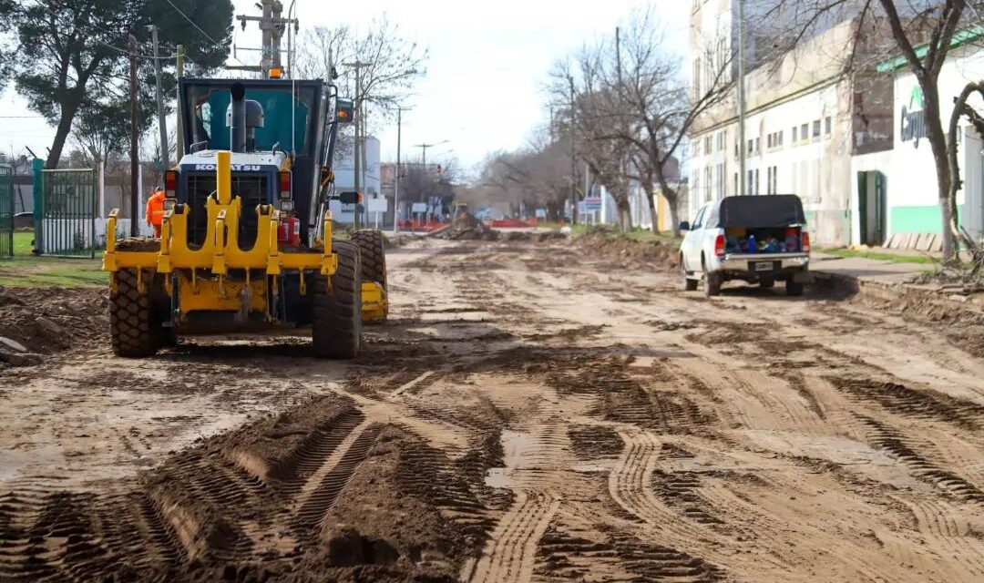 Laboulaye: avanza la obra de repavimentación en calle 25 de Mayo