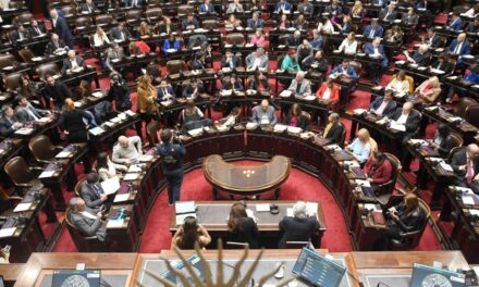 Diputados debaten la reforma del Impuesto a las Ganancias que presentó Massa