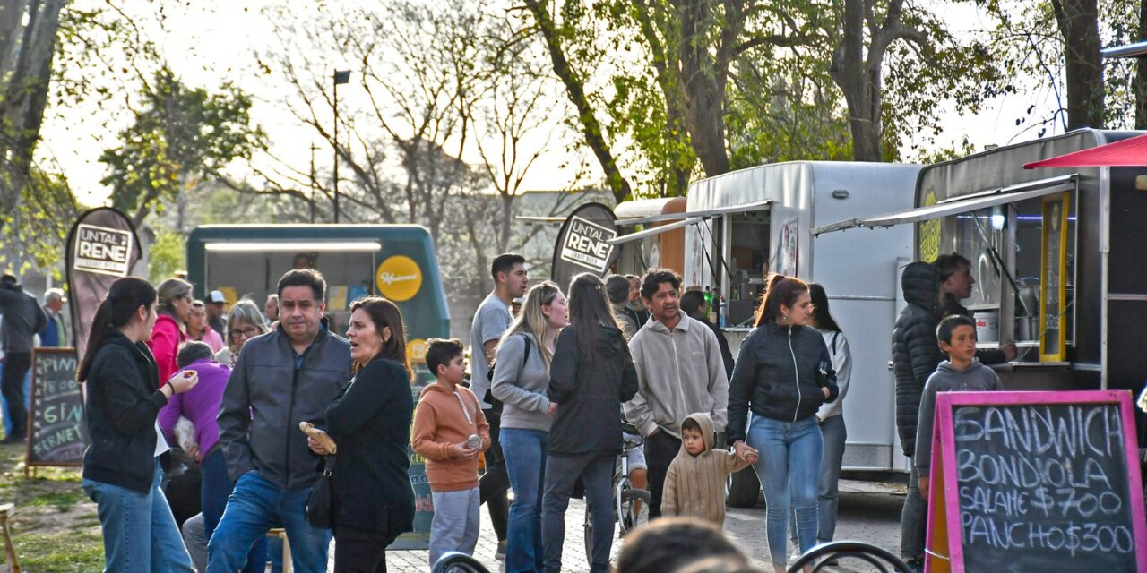 Río Cuarto: 300 feriantes participaron de una nueva edición del paseo de ferias en Parque Sur