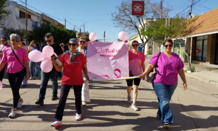 Adelia María: se realizaron actividades para concientizar sobre el cáncer de mama