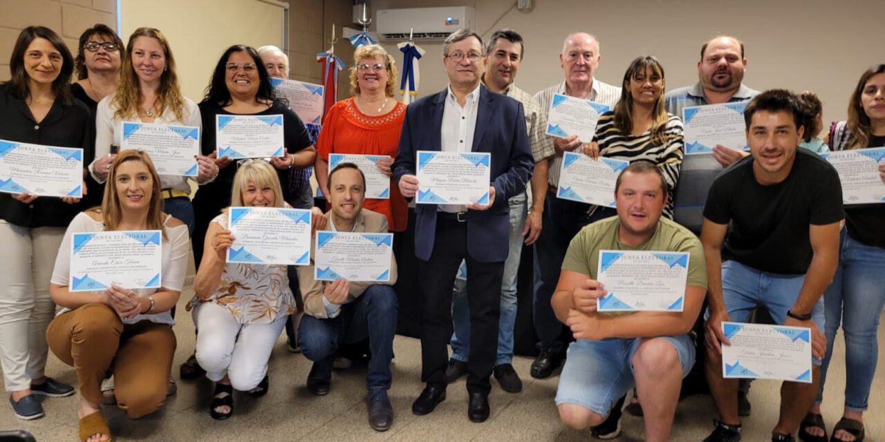 Bulnes: Se realizó el acto de proclamación de autoridades electas