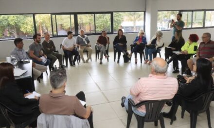 Villa Carlos Paz: Avilés se reunió con los Centros Vecinales del Distrito Este