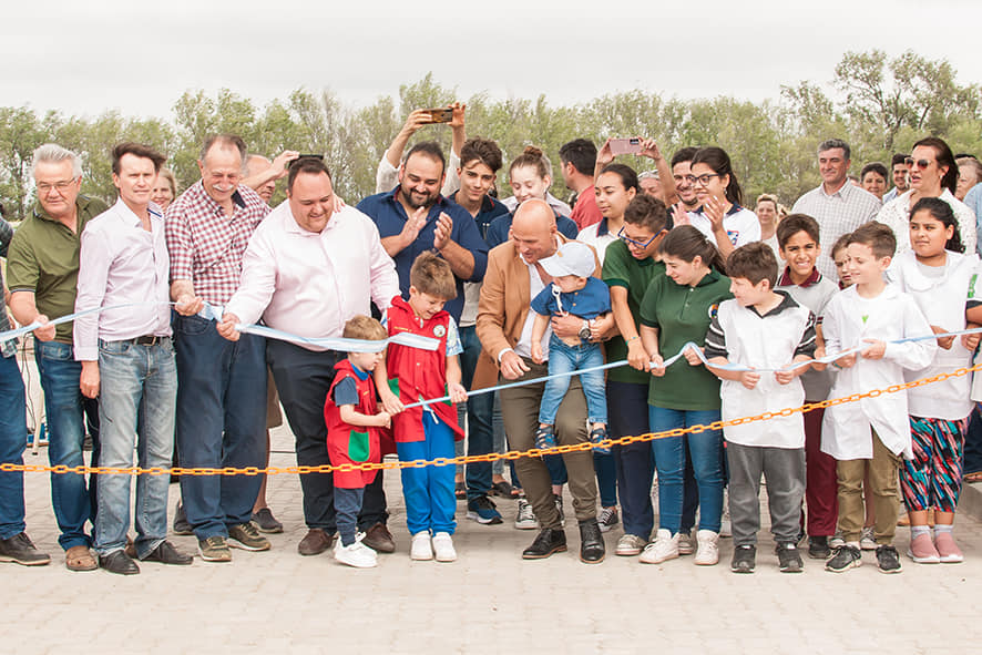 Berrotarán: se inauguró el pórtico del Parque Industrial