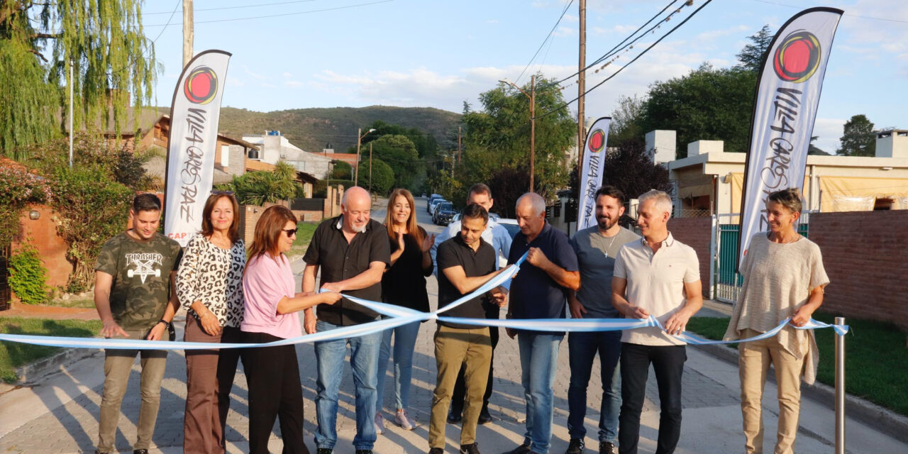 Villa Carlos Paz: se inauguró un nuevo tramo de adoquinado en barrio El Canal