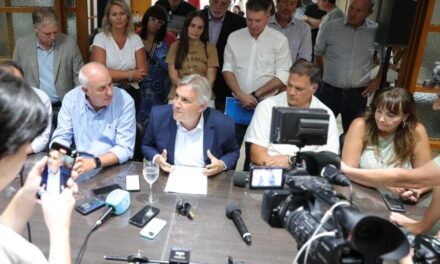 Llaryora se reunió con la Comisión de Enlace y reafirmó el rechazo a las retenciones