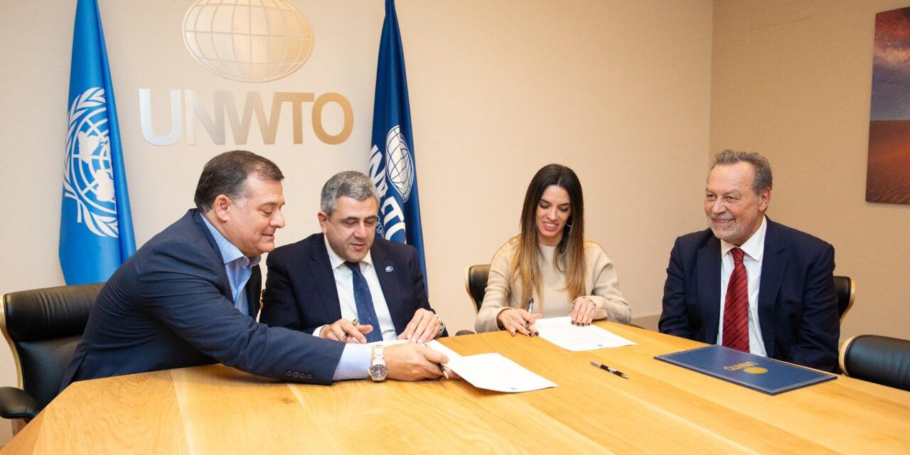 En la previa a Fitur, Darío Capitani firmó un acuerdo intención con la OMT