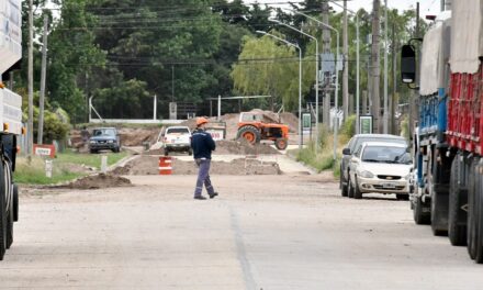 Avanzan las obras de pavimentación en el Parque Industrial de Río Cuarto