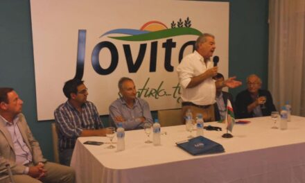 En Jovita, Busso entregó 40 aportes del Programa Buenas Practicas Agropecuarias
