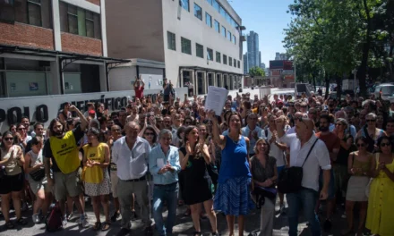 Paro nacional de Conicet y movilización contra la “destrucción y el ataque” a la ciencia argentina