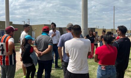 Villa Nueva: el intendente Ignacio Tagni visitó el proyecto de 46 viviendas en el barrio El Vallecito