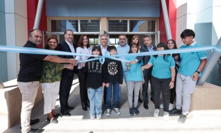 San Francisco: Llaryora inauguró la escuela ProA “Evelina Feraudo”