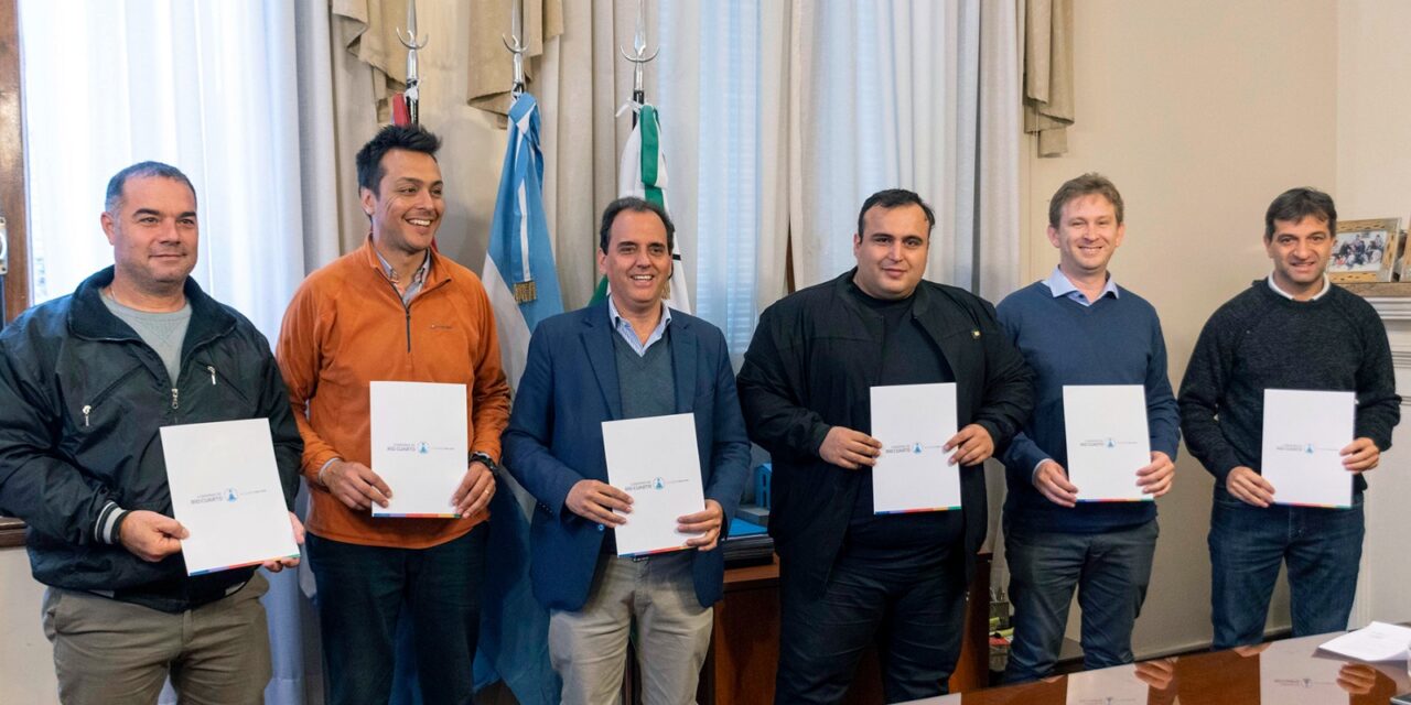 Con la firma del convenio se puso en marcha el Ente Metropolitano del Sur de Córdoba