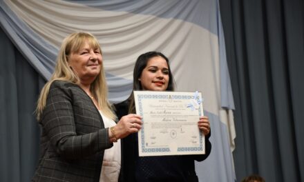 UNRC: Recibieron sus diplomas 129 graduados en la 299ª colación de grado