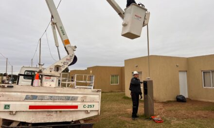 Villa Nueva: El barrio El Vallecito ya cuenta con conexión domiciliaria de energía eléctrica