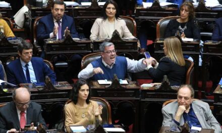 La oposición en Diputados pidió una sesión especial para tratar el DNU el martes