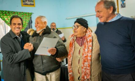 Río Cuarto: vecinos de barrio Río Limay recibieron la adjudicación de sus viviendas