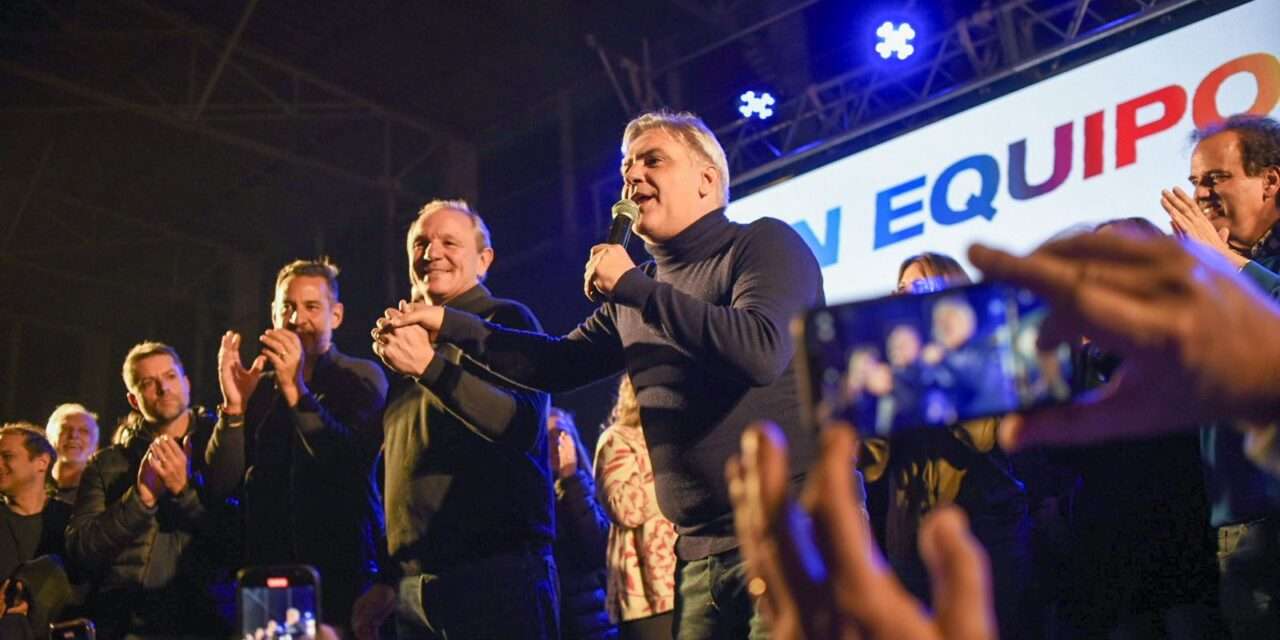 Llaryora celebró el triunfo del «partido cordobés»