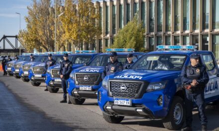 Río Cuarto: la ciudad sumó 8 nuevos móviles policiales y 60 cadetes