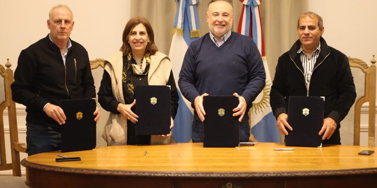 Accastello firmó convenio con Colegio de Ingenieros Civiles de Córdoba