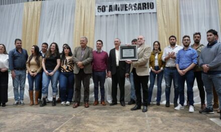 La Provincia acompañó el 50 aniversario de la Asociación de Consorcios Camineros de la Provincia