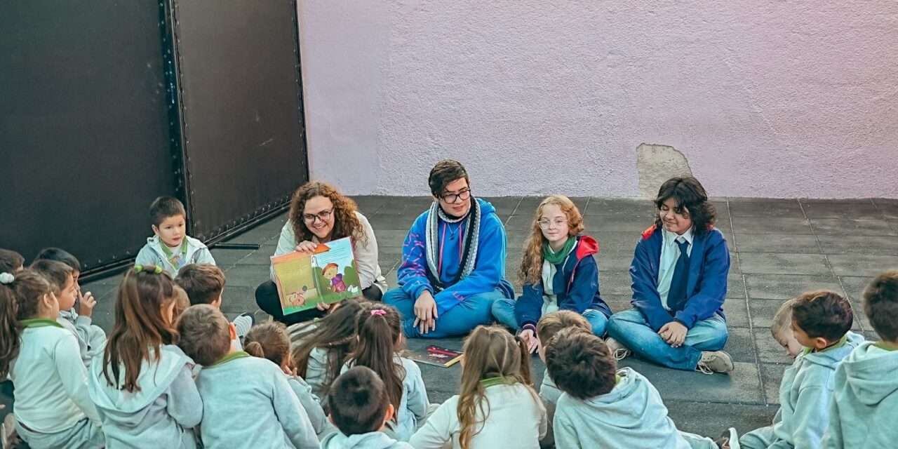 Adelia María: se realizó una nueva edición de la «Noche de las Lecturas»