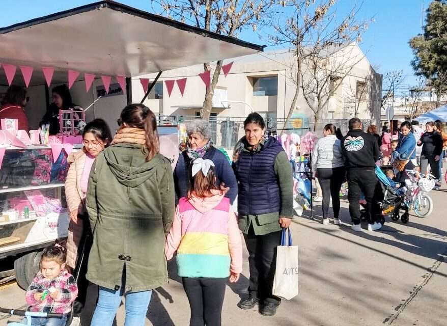 Vicuña Mackenna: Se realizó la Feria de Artesanos y Emprendedores