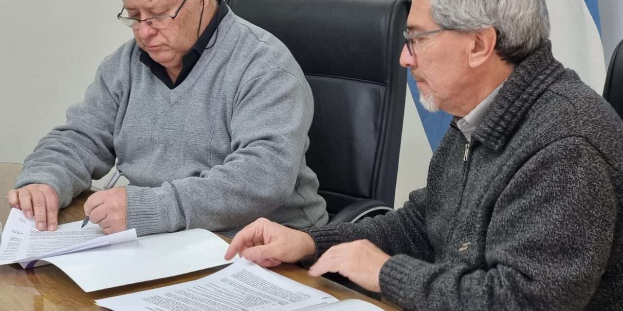 La municipalidad de General Deheza y el Instituto 25 de mayo firmaron un convenio de colaboración por cinco años