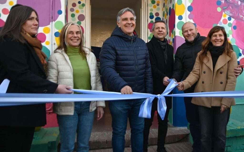 San Francisco: Llaryora inauguró la puesta en valor de la residencia Alfonsina Storni