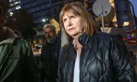 Arremetida de Bullrich: con IA, el Gobierno controlará redes sociales, aplicaciones y sitios de internet