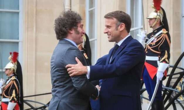 Milei se reunió con Macron en Francia en la previa de la inauguración de los Juegos Olímpicos