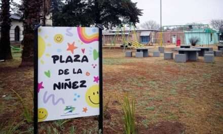 Carnerillo: realizaron la renovación de la Plaza de la Niñez