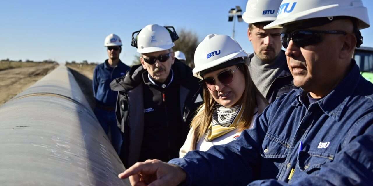 Myrian Prunotto visitó la obra del gasoducto PNK entre Tío Pujio y Villa María