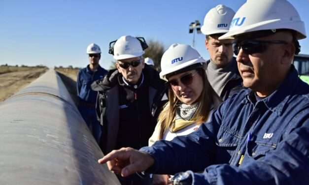 Myrian Prunotto visitó la obra del gasoducto PNK entre Tío Pujio y Villa María