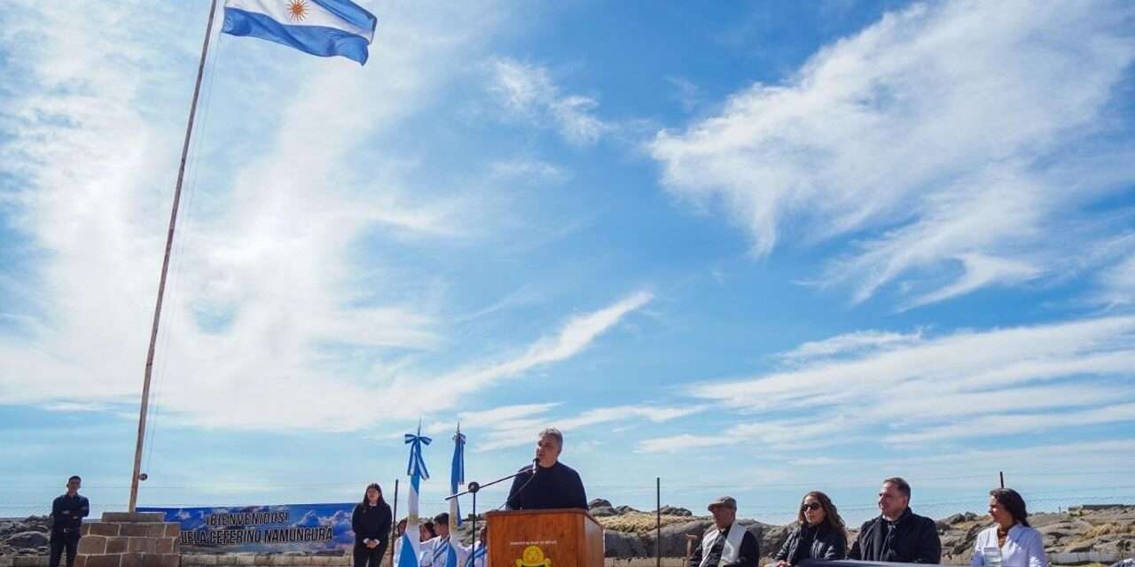 Llaryora inauguró el ciclo lectivo de escuelas de alta montaña