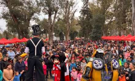 Villa Nueva: una multitud celebró el Día del Niño en el parque Yrigoyen