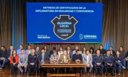 Guardias Locales: Más de 370 integrantes culminaron sus diplomaturas en Seguridad y Convivencia