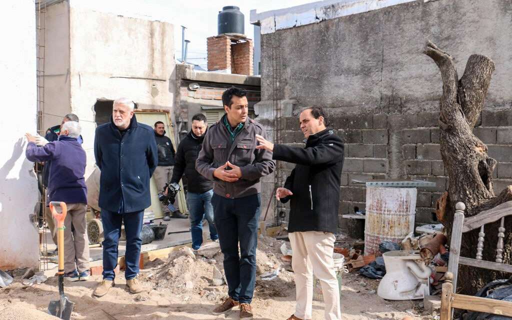 Avanzan las obras del Centro de Salud y el SUM en Santa Catalina