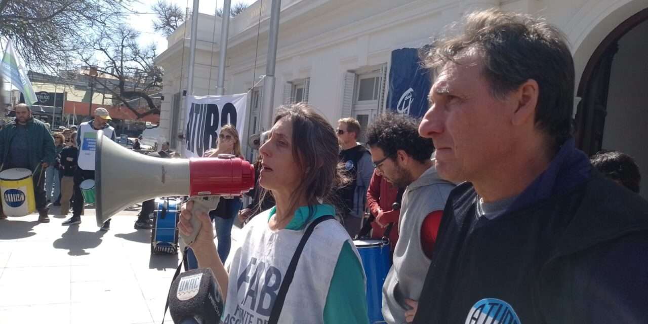 Río Cuarto: Universitarios pidieron la aprobación de la Ley de Financiamiento