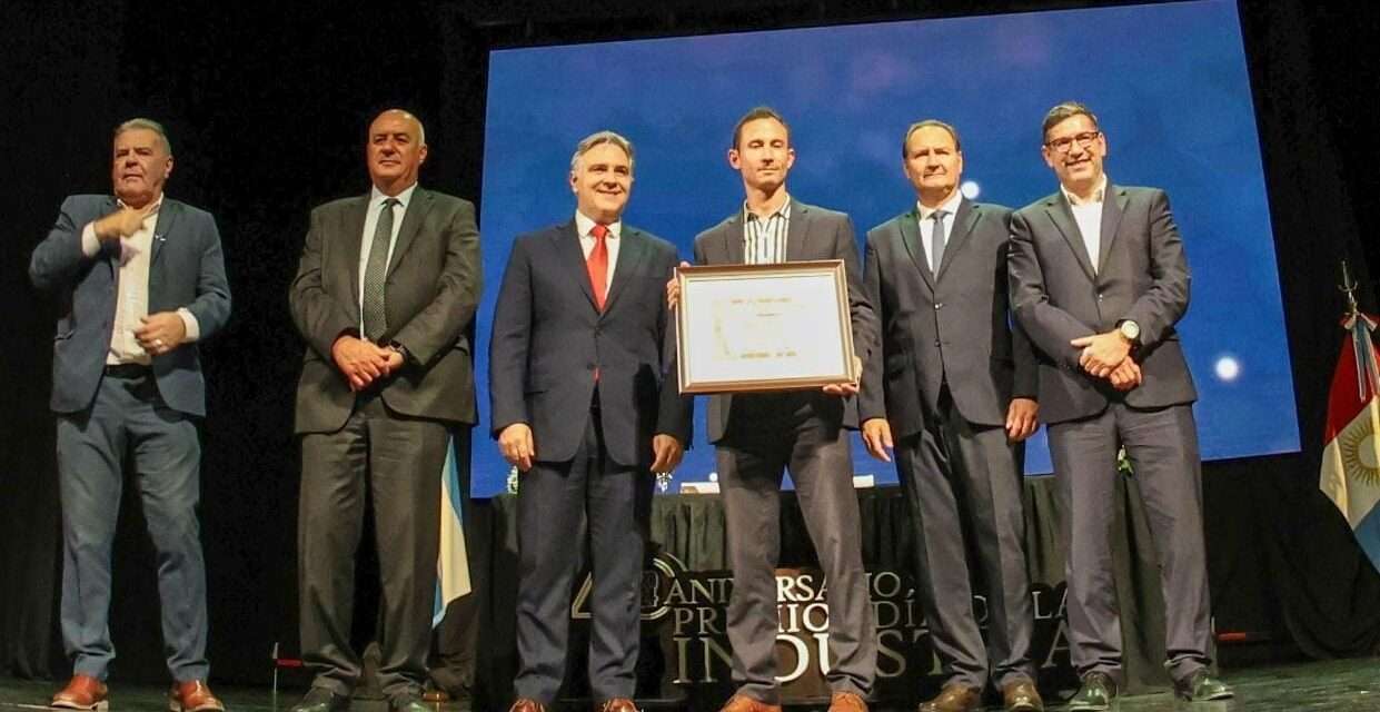 40 años de los Premios Día de la Industria: Llaryora encabezó la ceremonia