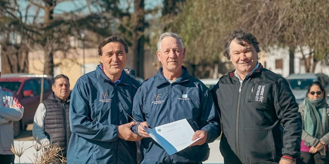 Adelia María: se inauguró la Plazoleta “Veteranos Fútbol Club”