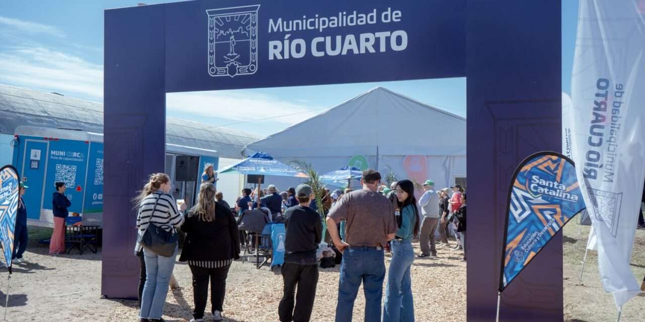 Fuerte presencia del Municipio de Río Cuarto en la Expo 90 de la Sociedad Rural