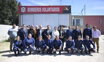 Myrian Prunotto entregó aportes provinciales a bomberos de Berrotarán, Elena y Alpa Corral