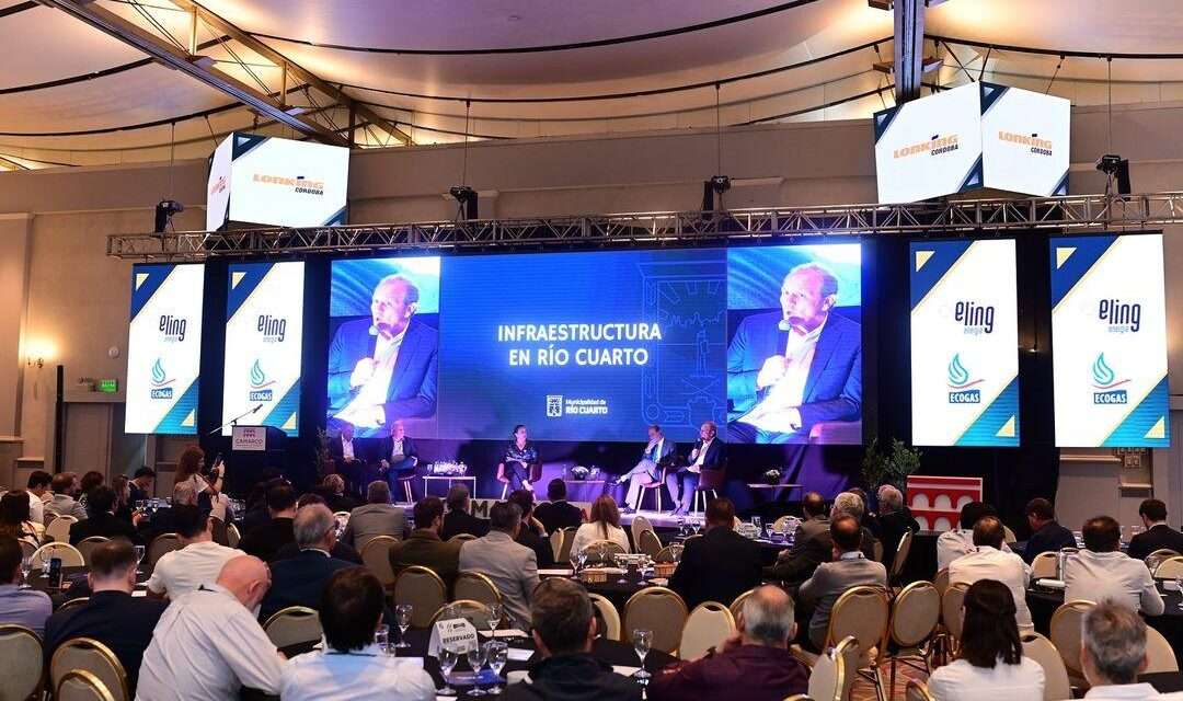 De Rivas disertó en Córdoba en el marco de la “11ª Jornada de Infraestructura: Inversión para el Crecimiento”