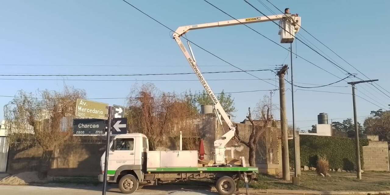 Villa maría: vecinos del barrio San Juan Bautista ya disfrutan de nuevas luminarias