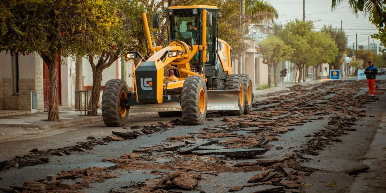 Río Tercero: comenzó la repavimentación de la calle Belisario Roldán