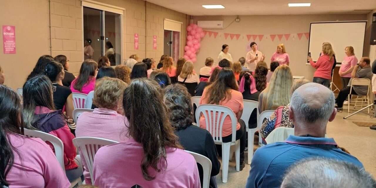 Bulnes: se llevó adelante la charla abierta “Cuidando de Nosotras, conociendo el Cáncer de Mama”