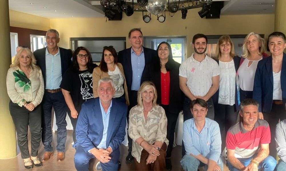 La Carlota: Bellón participó del 5to Congreso de Educación en Cintra